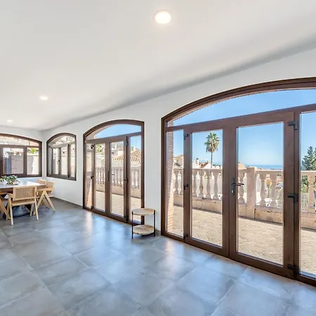 Vb Pradera 4br Seaviews Vila